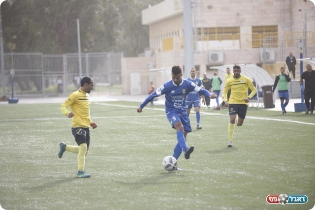 אזברגה בפעולה (מוטי קדוש)